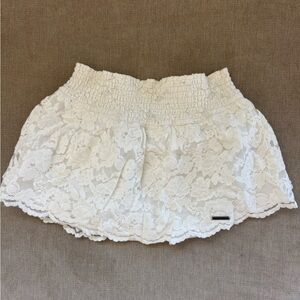Abercrombie & Fitch White Textured Smocked Skirt